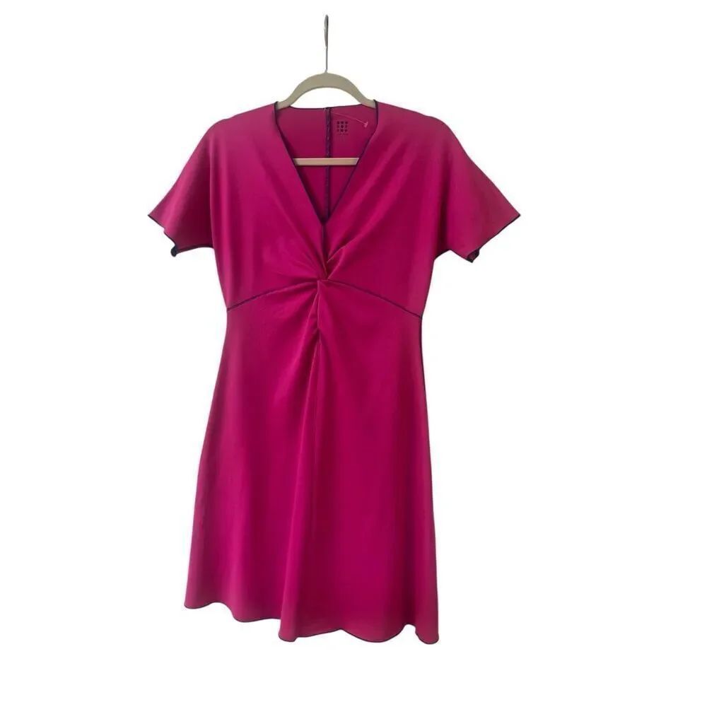 Title Nine active wear dress hot pink w/contrast stitching Medium